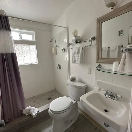 Tillicum Beach Motel - Formerly Deane'S Oceanfront Lodge Yachats Room photo